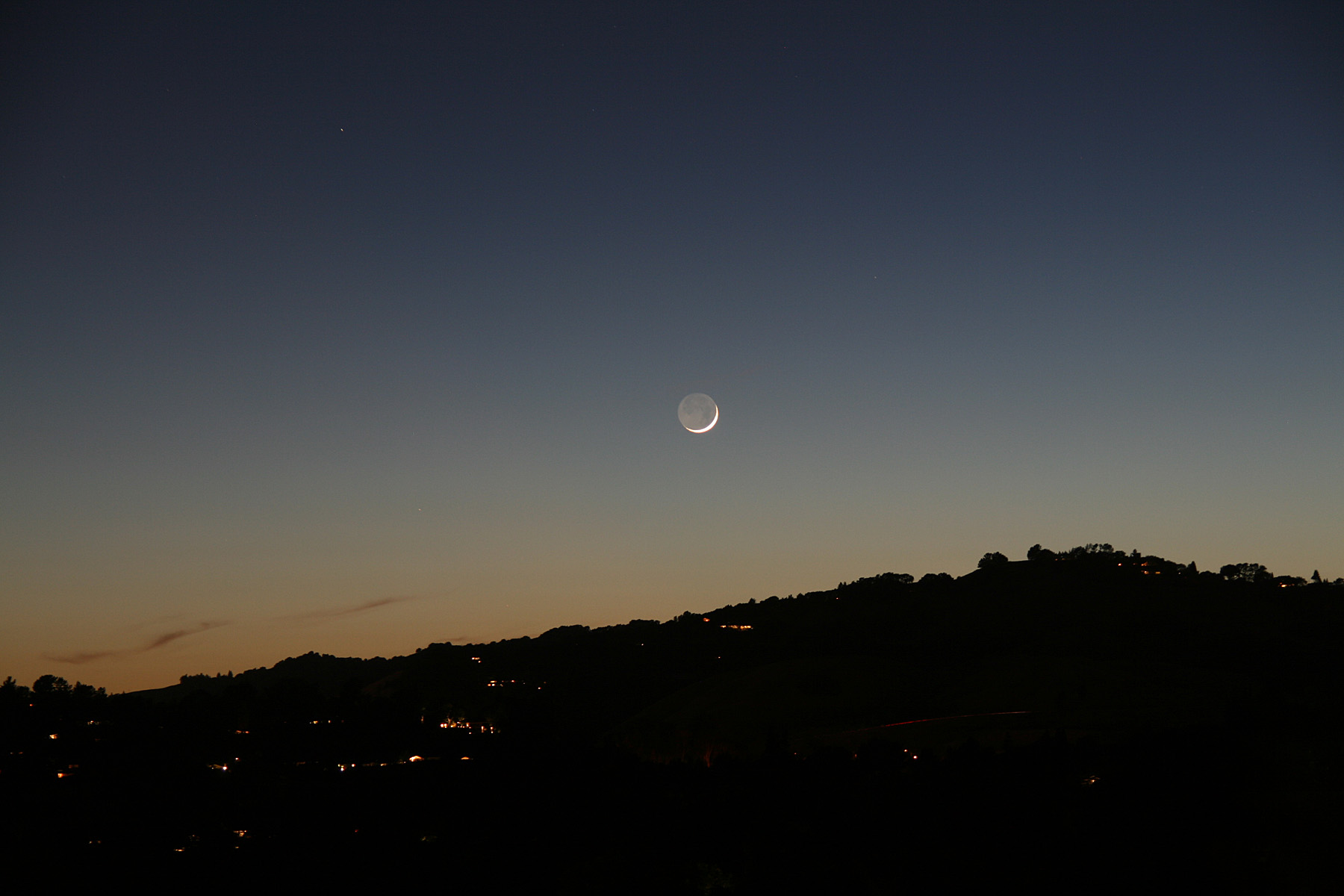 Moonset, Larger